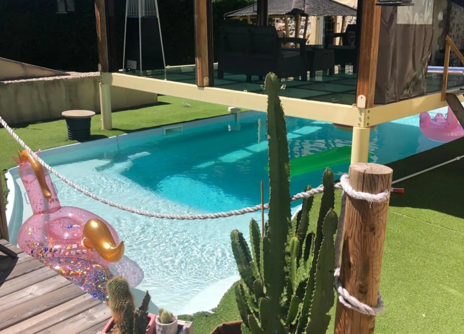 Domaine 2 La Tour, Suites & Spas Beauzac